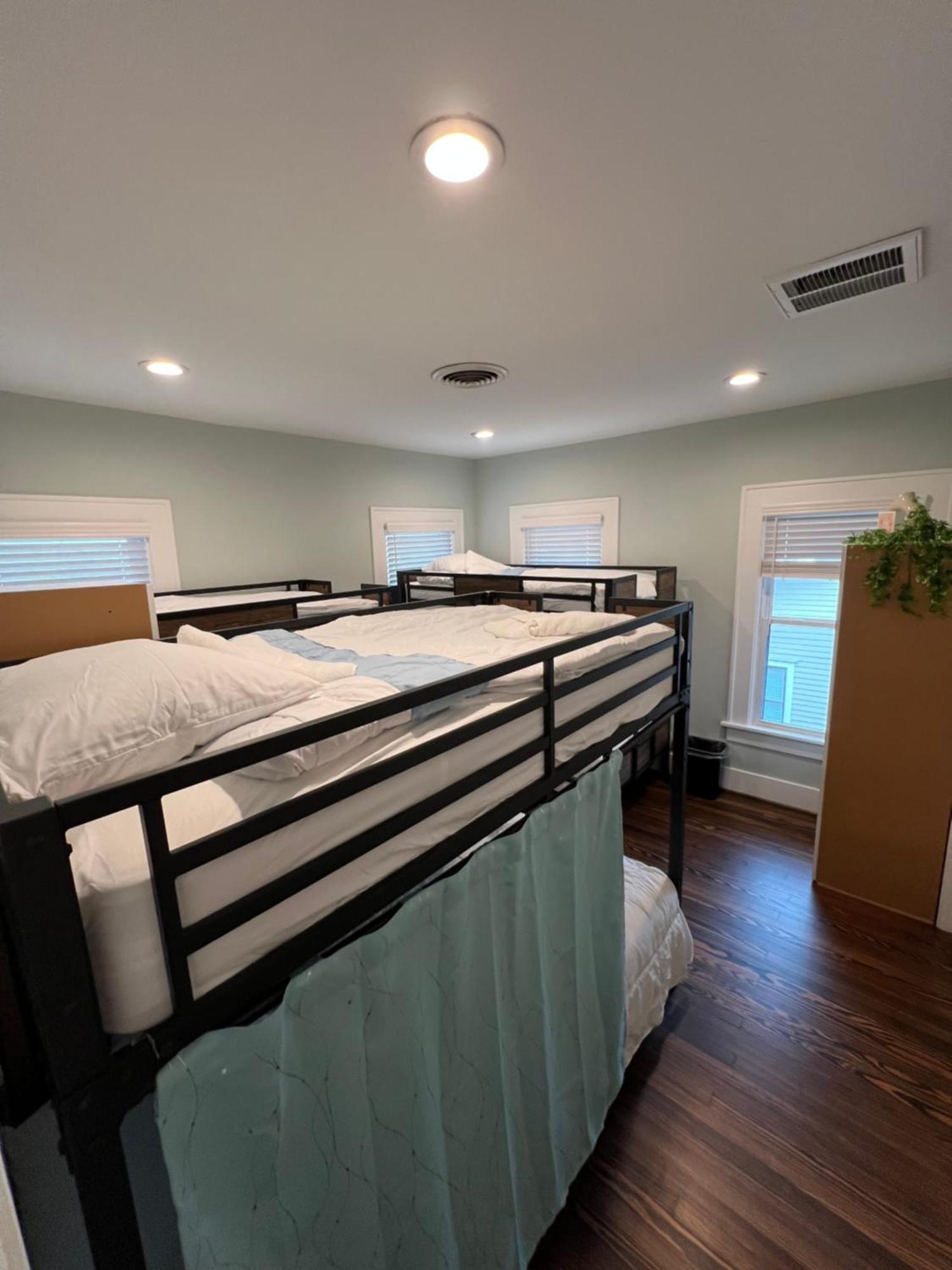 Mycrib Houston Hostel Екстер'єр фото