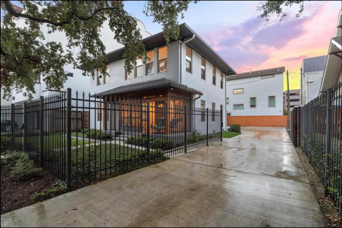 Mycrib Houston Hostel Екстер'єр фото